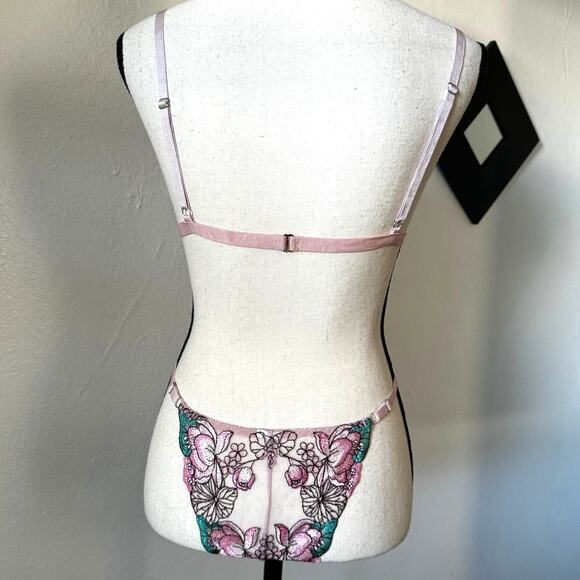 NWOT Pink Lace Floral Embroidery 3 Piece Lingerie Set Womens Sz S Sheer Bralette - Picture 7 of 10